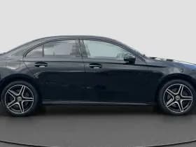 Mercedes-Benz A-Klasse 250 e AMG Premium Plus thumbnail 8