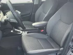 Toyota Yaris 1.5 Hybrid Dynamic thumbnail 11