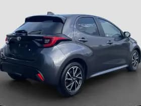 Toyota Yaris 1.5 Hybrid Dynamic thumbnail 7