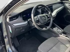 Skoda Octavia Combi 1.5 e-TSI Business Edition Plus thumbnail 3