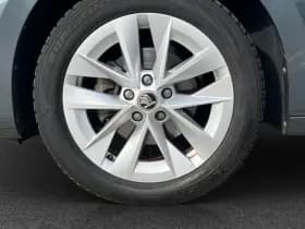 Skoda Octavia Combi 1.5 e-TSI Business Edition Plus thumbnail 6