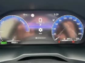 Toyota RAV4 2.5 Hybrid Style thumbnail 15