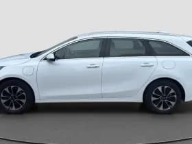 Kia Ceed Sportswagon 1.6 GDI PHEV DynamicPlusLine thumbnail 5