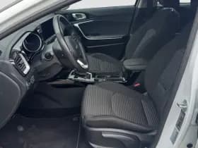 Kia Ceed Sportswagon 1.6 GDI PHEV DynamicPlusLine thumbnail 7