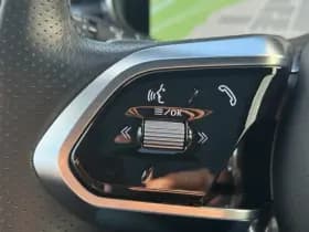 Jaguar F-Pace P400e R-Dynamic SE thumbnail 13