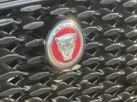 Jaguar F-Pace P400e R-Dynamic SE thumbnail 29