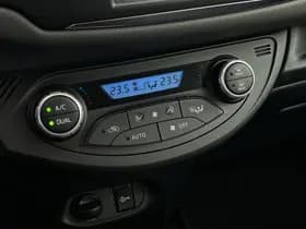 Toyota Yaris 1.5 VVT-i Active thumbnail 22