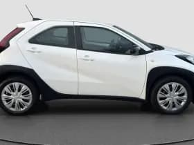 Toyota Aygo X 1.0 VVT-i MT Play thumbnail 7