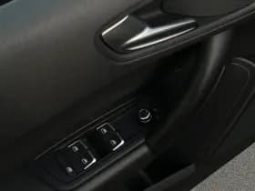 Audi A1 Sportback 1.0 TFSI 2x S-line thumbnail 14