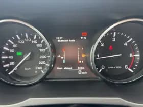 Land Rover Range Rover Evoque 2.2 eD4 2WD Pure Business Edition thumbnail 9