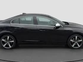 Volvo S60 1.5 T3 R-Design thumbnail 2