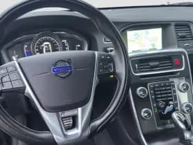 Volvo S60 1.5 T3 R-Design thumbnail 10