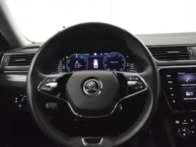 Skoda Superb 1.4 TSI iV Style Vol leder 360ºCam El aKlep + Trekh Dhoek thumbnail 23