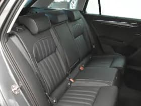 Skoda Superb 1.4 TSI iV Style Vol leder 360ºCam El aKlep + Trekh Dhoek thumbnail 33