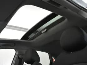 Audi A1 Sportback 1.4 TFSI Attrac Pano PDC Stoel Ver Bose Audio Key-less thumbnail 2