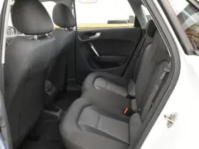 Audi A1 Sportback 1.4 TFSI Attrac Pano PDC Stoel Ver Bose Audio Key-less thumbnail 19