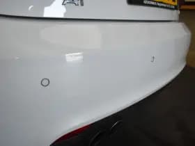 Audi A1 Sportback 1.4 TFSI Attrac Pano PDC Stoel Ver Bose Audio Key-less thumbnail 8