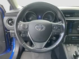 Toyota Auris thumbnail 12