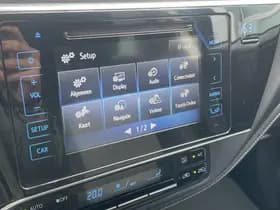 Toyota Auris thumbnail 19