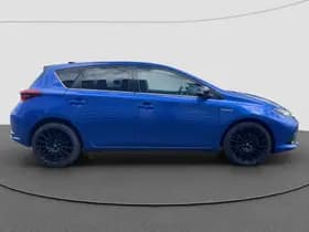 Toyota Auris thumbnail 6