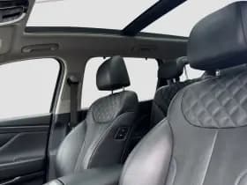Hyundai Santa Fe 1.6 T-GDI HEV Premium Plus Sky 7p. thumbnail 3