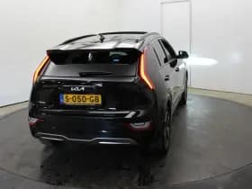 Kia Niro EV ExecutiveLine 64.8 kWh SOH 100% W Pomp Pano Cam Vol Leder Dhoek El-Aklep + Stoel thumbnail 59