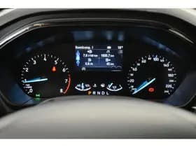 Ford Focus Wagon 1.0 EcoBoost 168 PK Hybrid ST Line thumbnail 6