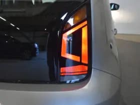 Volkswagen Up! 1.0 BMT move up! Executive Airco thumbnail 6