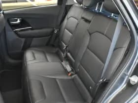 Kia Niro 1.6 GDi Hybrid DynamicPlusLine Vol leder Trekhaak Camera Dhoek thumbnail 14