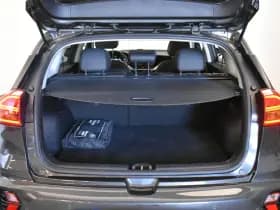 Kia Niro 1.6 GDi Hybrid DynamicPlusLine Vol leder Trekhaak Camera Dhoek thumbnail 18