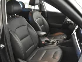 Kia Niro 1.6 GDi Hybrid DynamicPlusLine Vol leder Trekhaak Camera Dhoek thumbnail 52