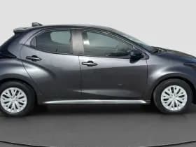Toyota Yaris 1.5 Hybrid Active thumbnail 2