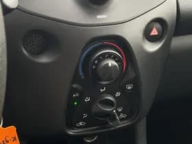 Toyota Aygo thumbnail 15
