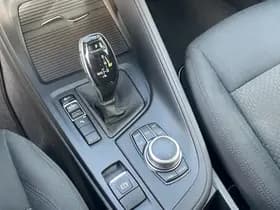 BMW X1 sDrive18i Executive | camera | climate | e. achterklep! thumbnail 18