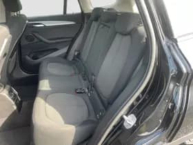 BMW X1 sDrive18i Executive | camera | climate | e. achterklep! thumbnail 21