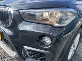 BMW X1 sDrive18i Executive | camera | climate | e. achterklep! thumbnail 24