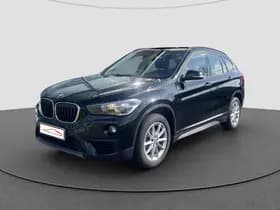 BMW X1 sDrive18i Executive | camera | climate | e. achterklep! thumbnail 6