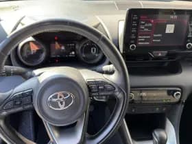 Toyota Yaris 1.5 Hybrid Dynamic thumbnail 8