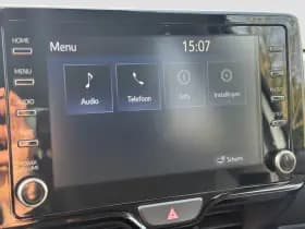 Toyota Yaris 1.5 Hybrid Dynamic thumbnail 13