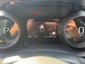 Toyota Yaris 1.5 Hybrid Dynamic thumbnail 14