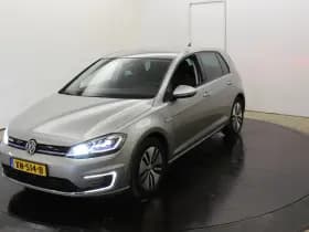 Volkswagen E-Golf 100KW 136PK SOH 100% Camera Warmtepomp Virtual Disc Pro Groot Navi Dodeh detectie