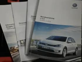 Volkswagen E-Golf 100KW 136PK SOH 100% Camera Warmtepomp Virtual Disc Pro Groot Navi Dodeh detectie thumbnail 18