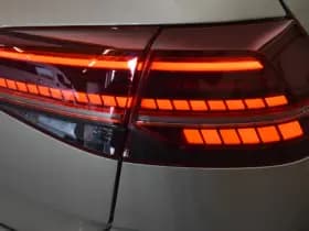 Volkswagen E-Golf 100KW 136PK SOH 100% Camera Warmtepomp Virtual Disc Pro Groot Navi Dodeh detectie thumbnail 19