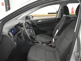 Volkswagen E-Golf 100KW 136PK SOH 100% Camera Warmtepomp Virtual Disc Pro Groot Navi Dodeh detectie thumbnail 30