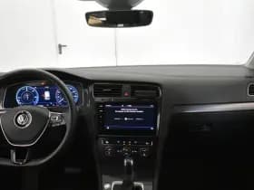 Volkswagen E-Golf 100KW 136PK SOH 100% Camera Warmtepomp Virtual Disc Pro Groot Navi Dodeh detectie thumbnail 31