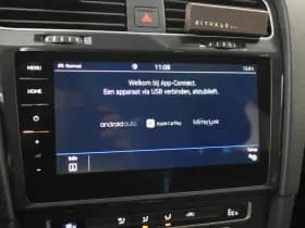 Volkswagen E-Golf 100KW 136PK SOH 100% Camera Warmtepomp Virtual Disc Pro Groot Navi Dodeh detectie thumbnail 37