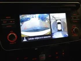 Nissan Leaf Acenta 40 kWh € 7250,- Netto exportprijs excl BTW thumbnail 2