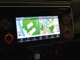 Nissan Leaf Acenta 40 kWh € 7250,- Netto exportprijs excl BTW thumbnail 24