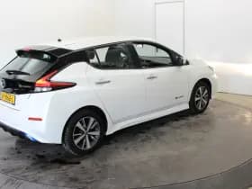 Nissan Leaf Acenta 40 kWh € 7250,- Netto exportprijs excl BTW thumbnail 45