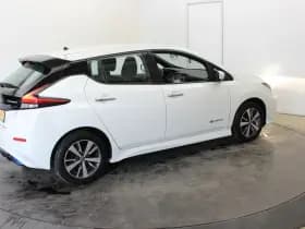 Nissan Leaf Acenta 40 kWh € 7250,- Netto exportprijs excl BTW thumbnail 46